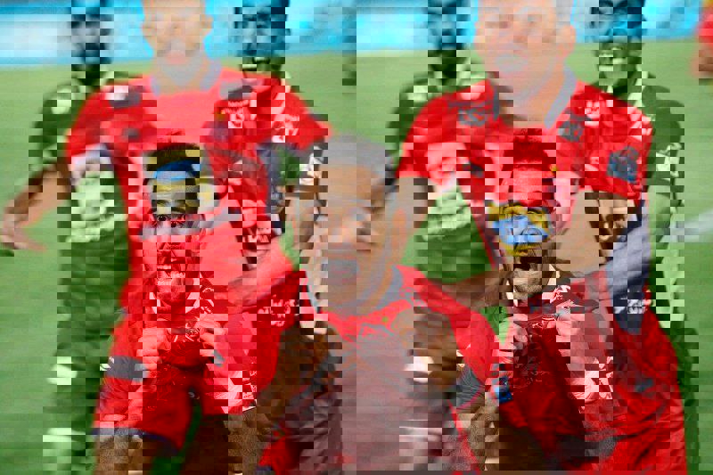 2043266