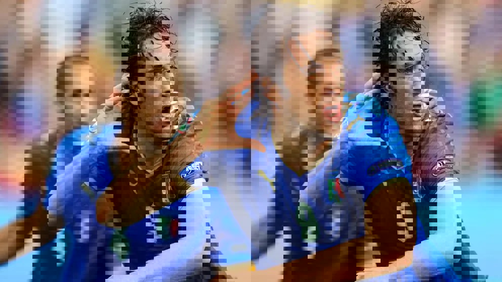 2043277