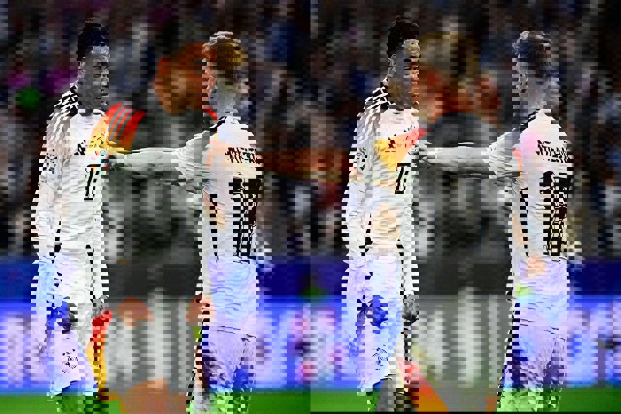 2043606
