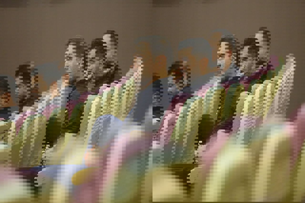 2043405