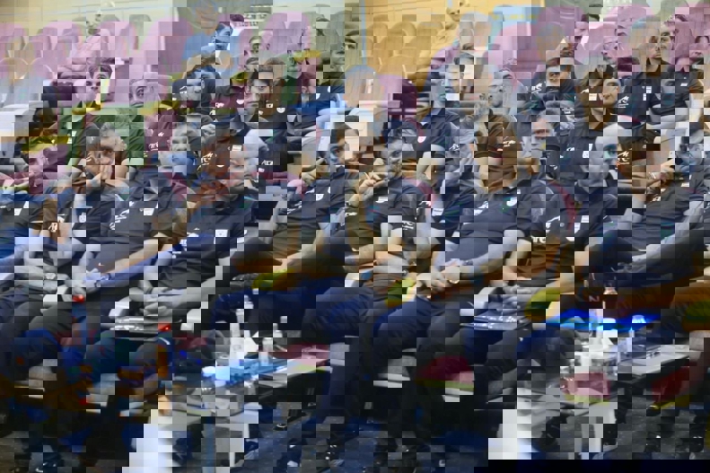 2043406