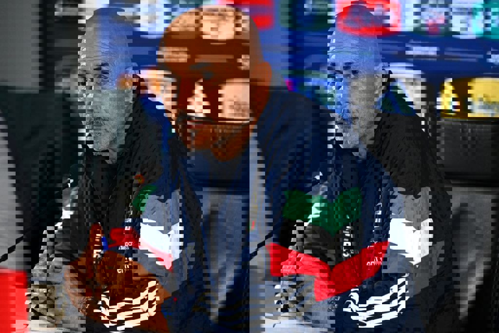2043498