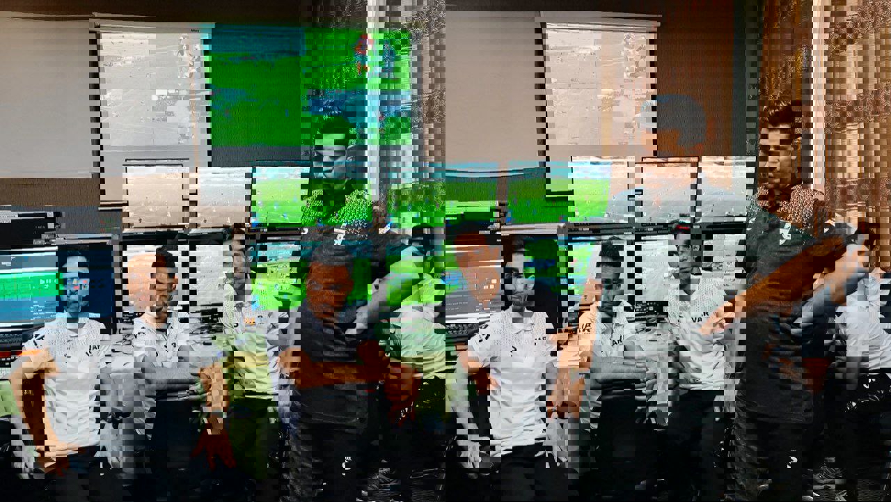 2043423