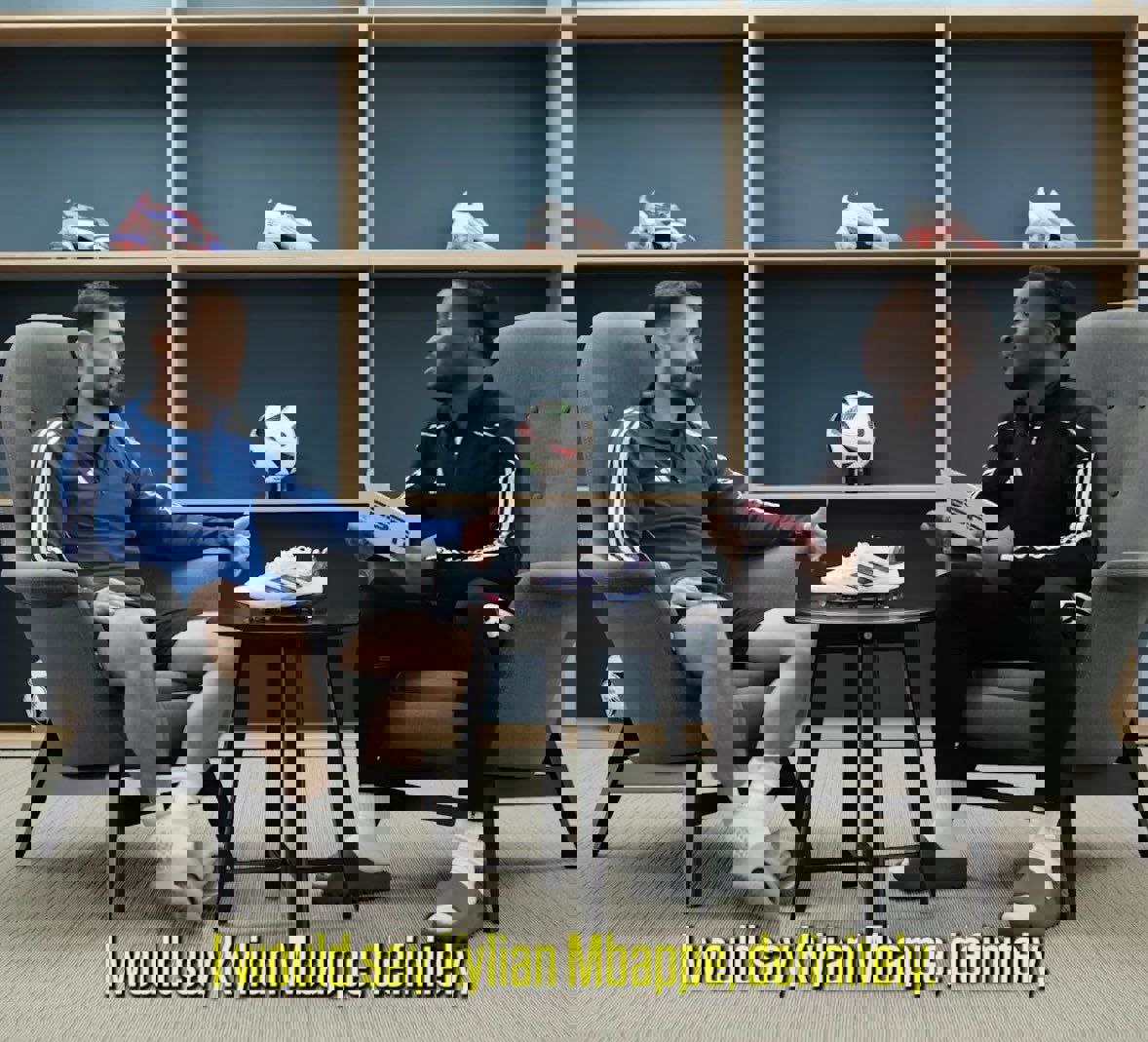 2043530