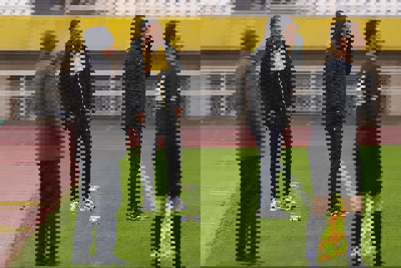 2043747