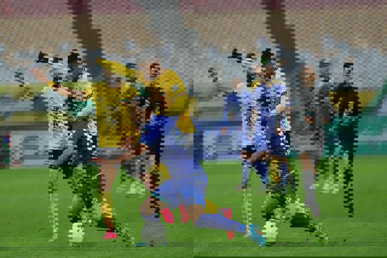 2043745