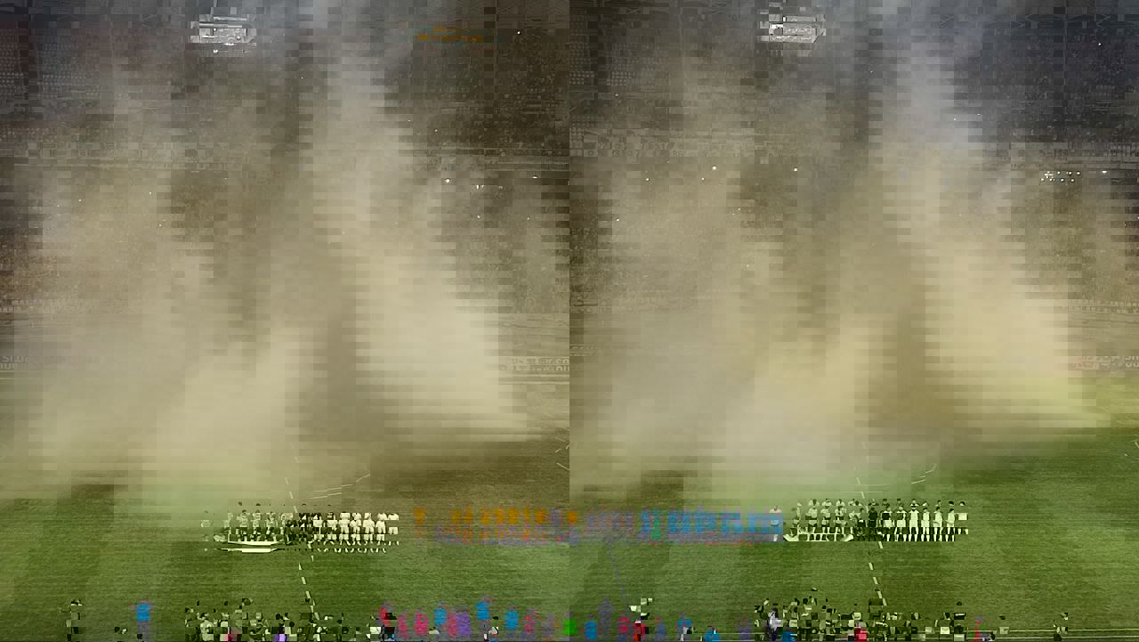 نقش‌جهان در دود گم شد! (عکس)
