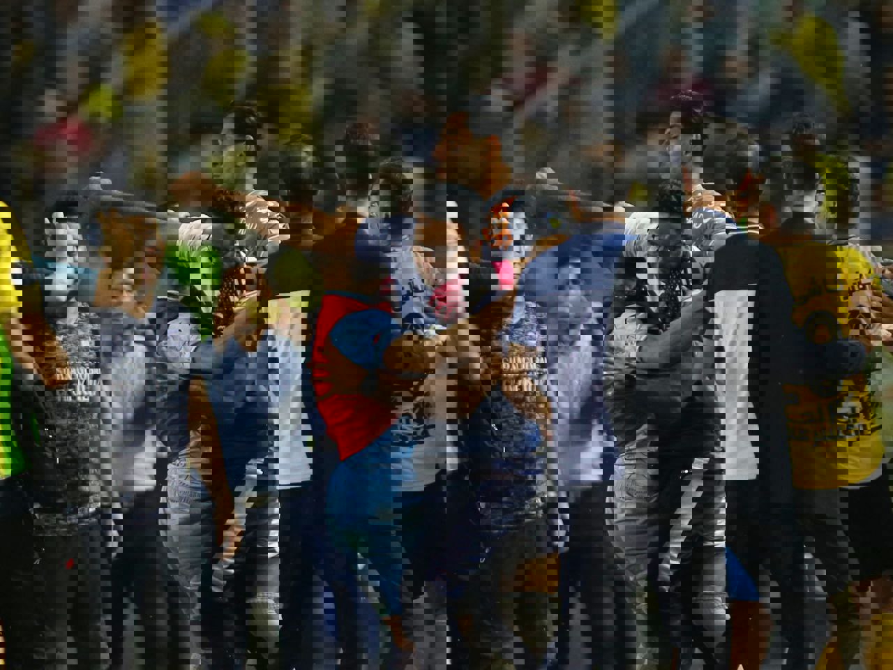 2044010