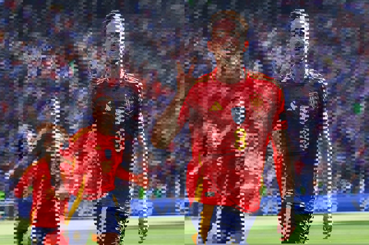 2043961