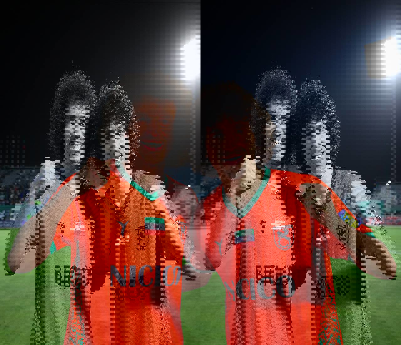 2044119