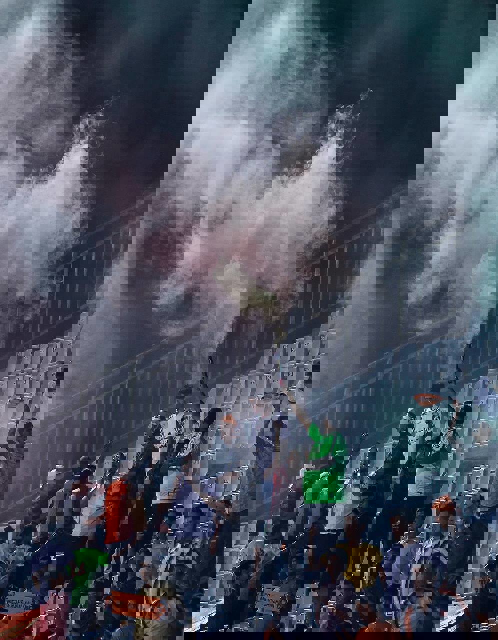 2044103