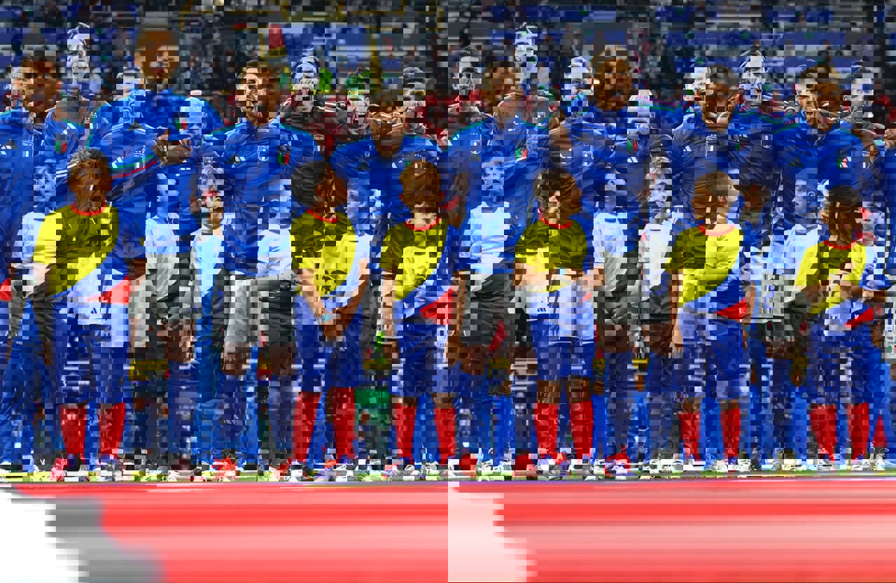 2044178