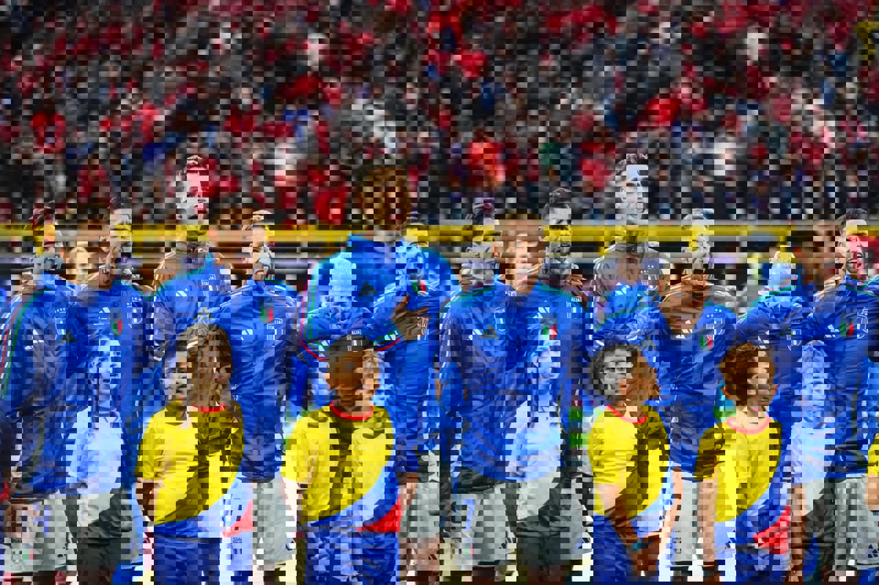 2044183
