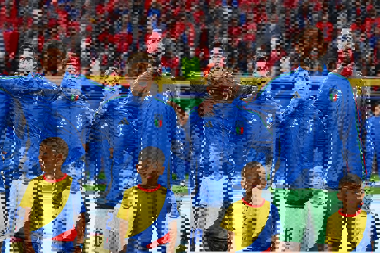 2044181