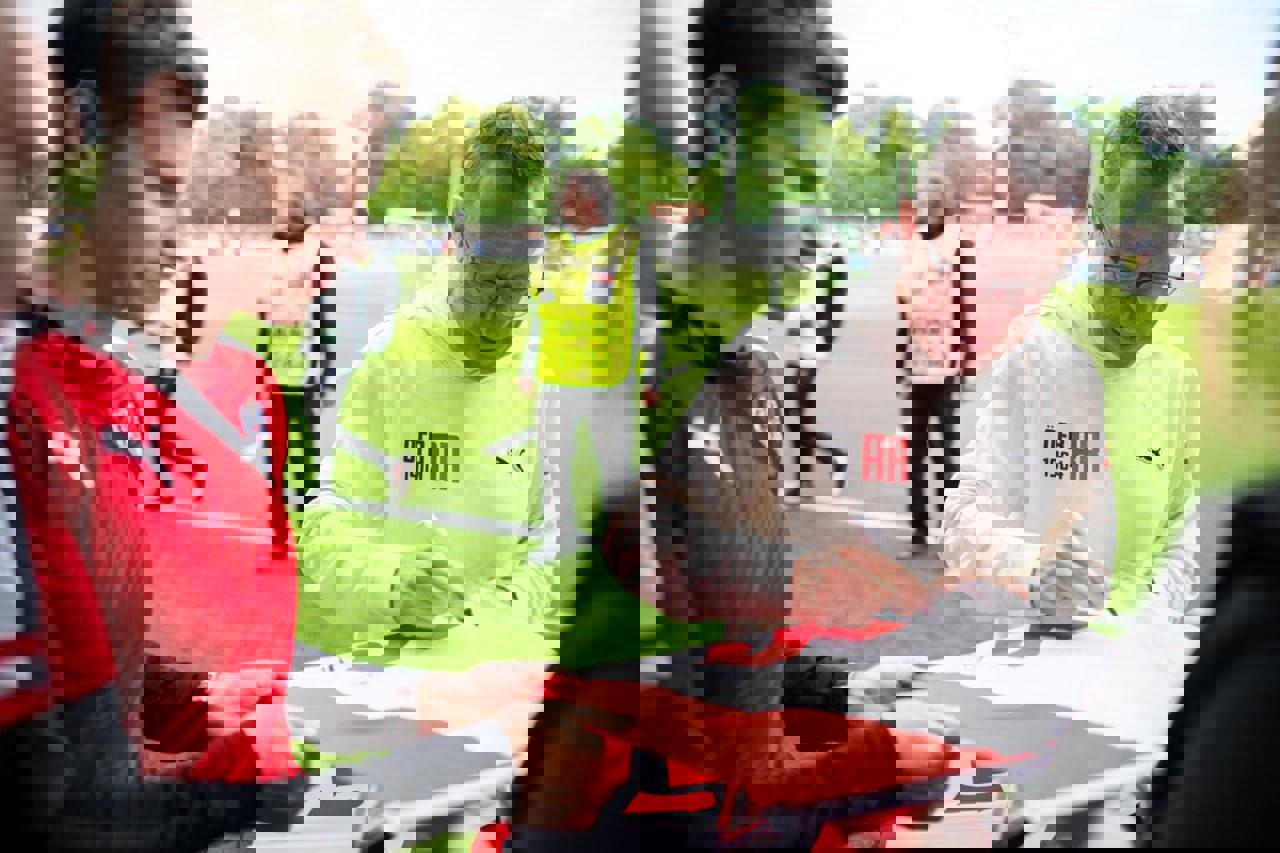 2044412