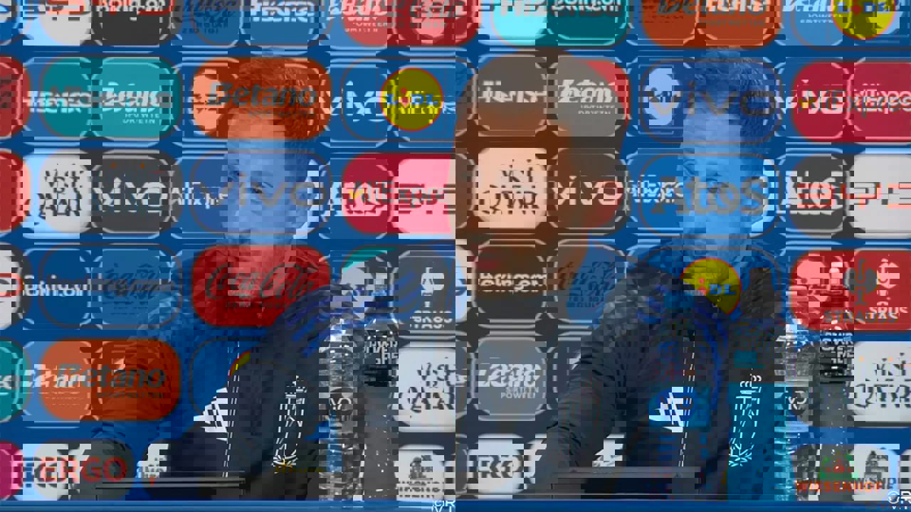 2044418