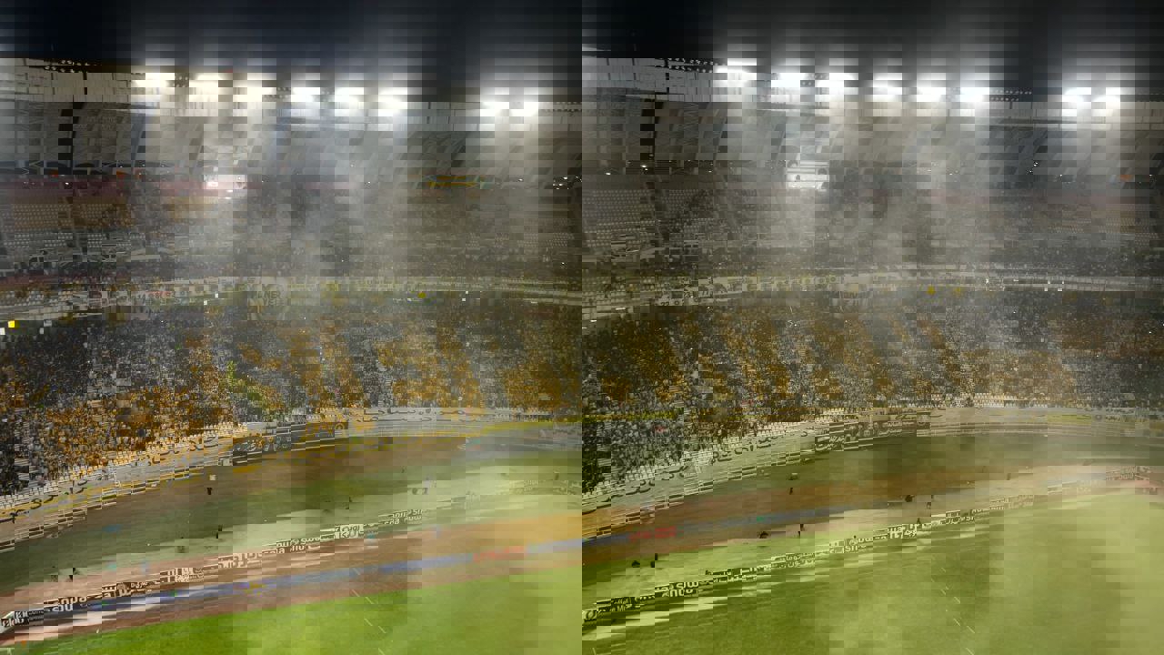 2044392