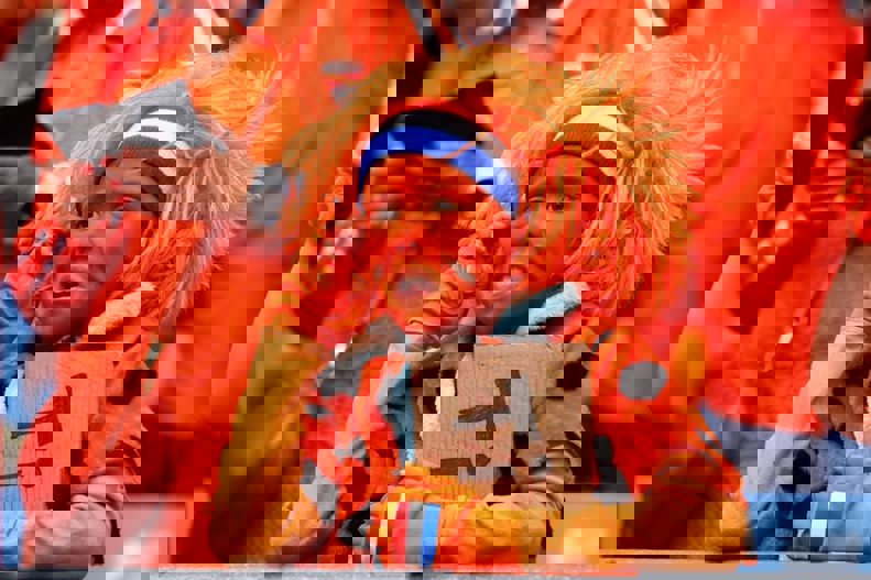 2044544