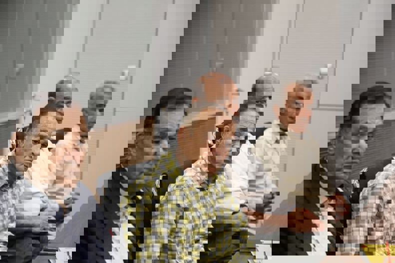 2044603