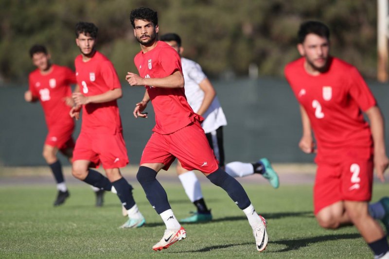 تیم فوتبال جوانان ایران به قرقیزستان سفر کرد
