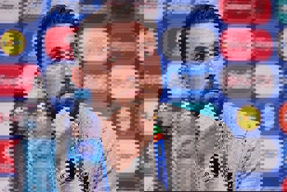 2044795