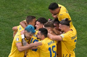 رومانی 3-0 اوکراین: رونمایی از پدیده جام