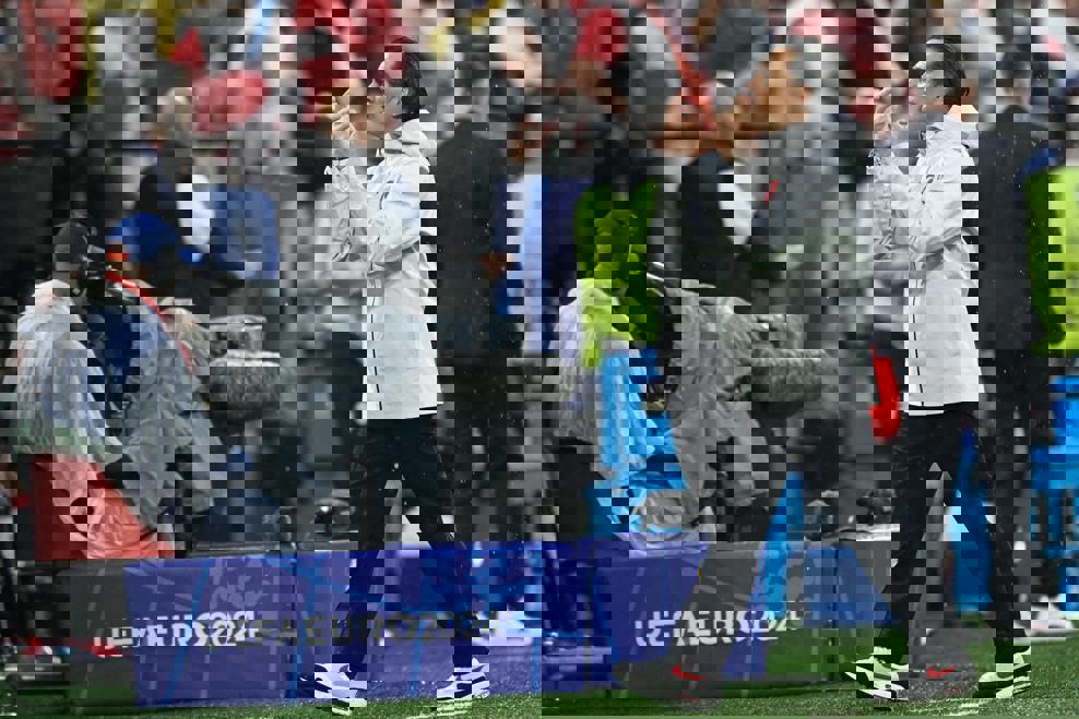 2045178