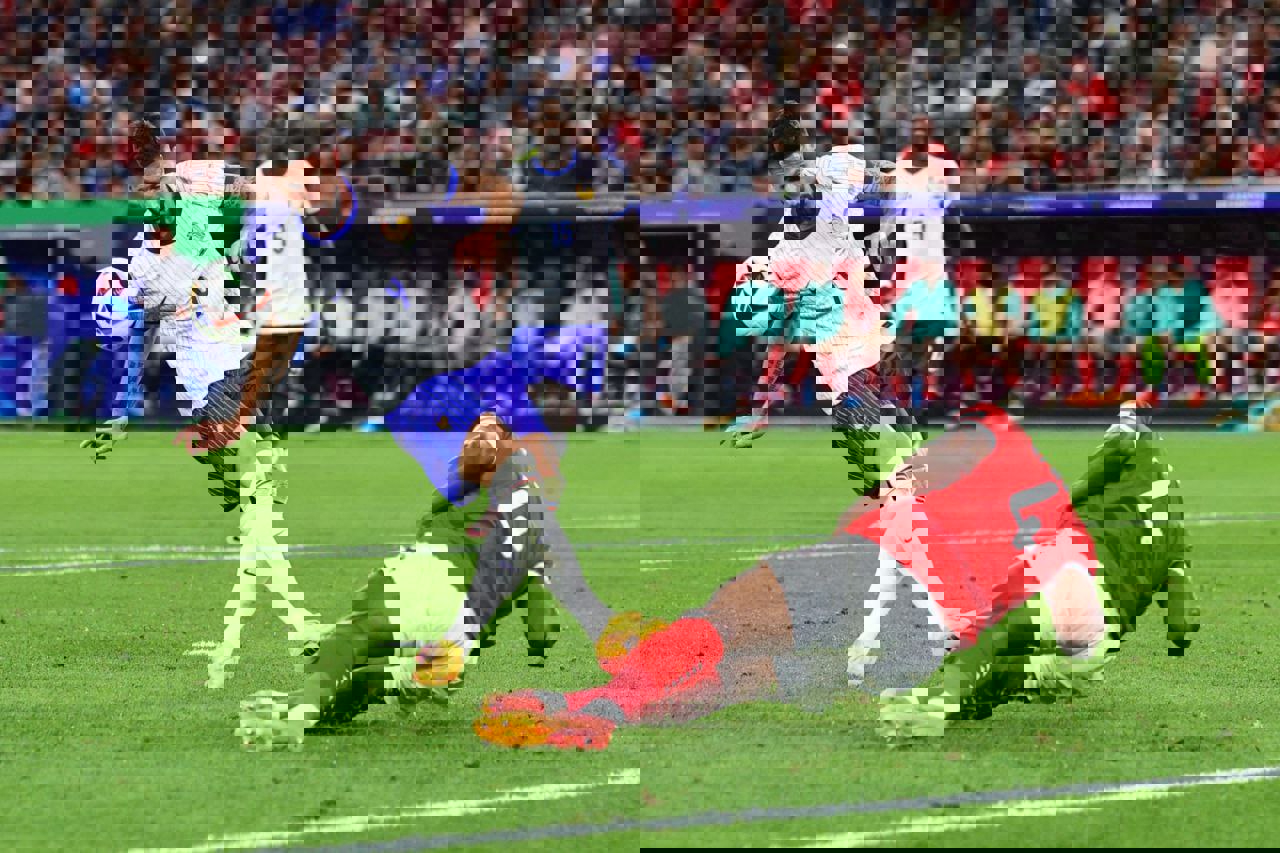 2044850