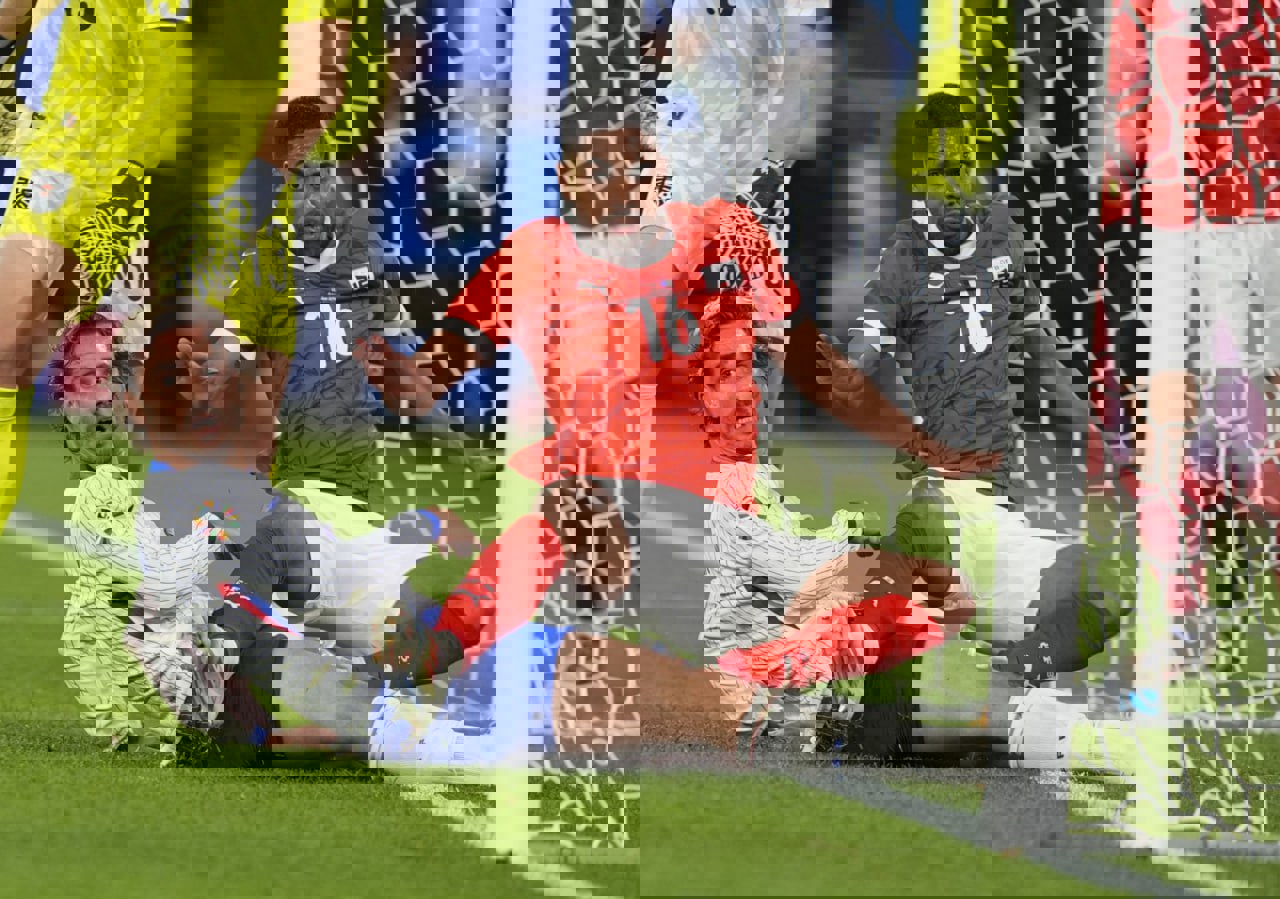 2044901