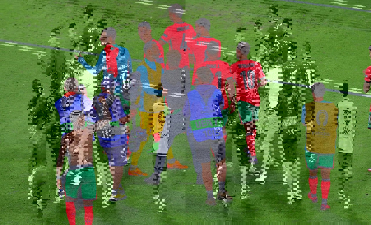 2045244