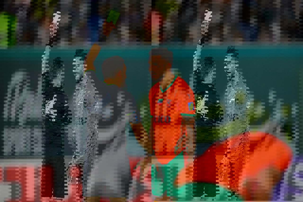2045378