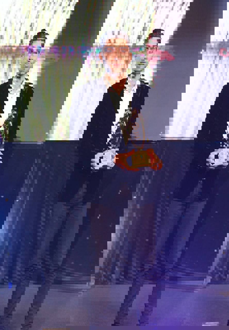 2045375