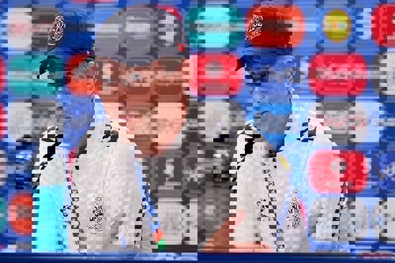 2045494