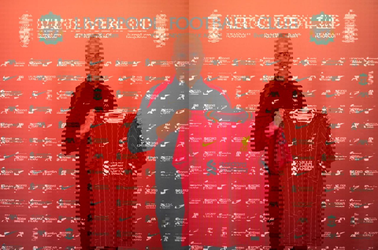 2045453