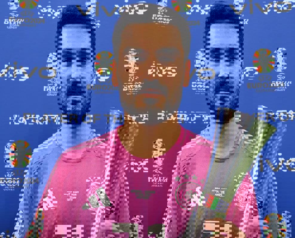 2045501
