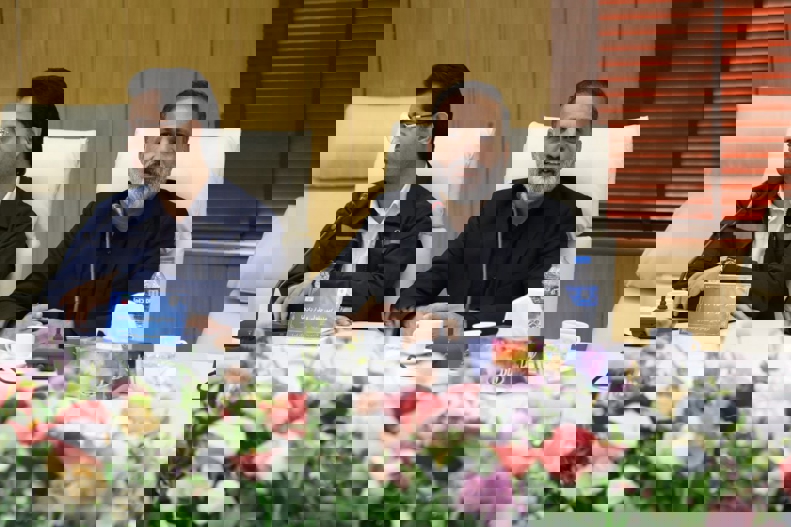 2045445