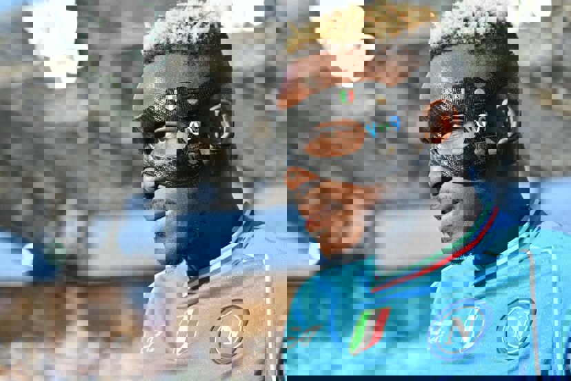2045572