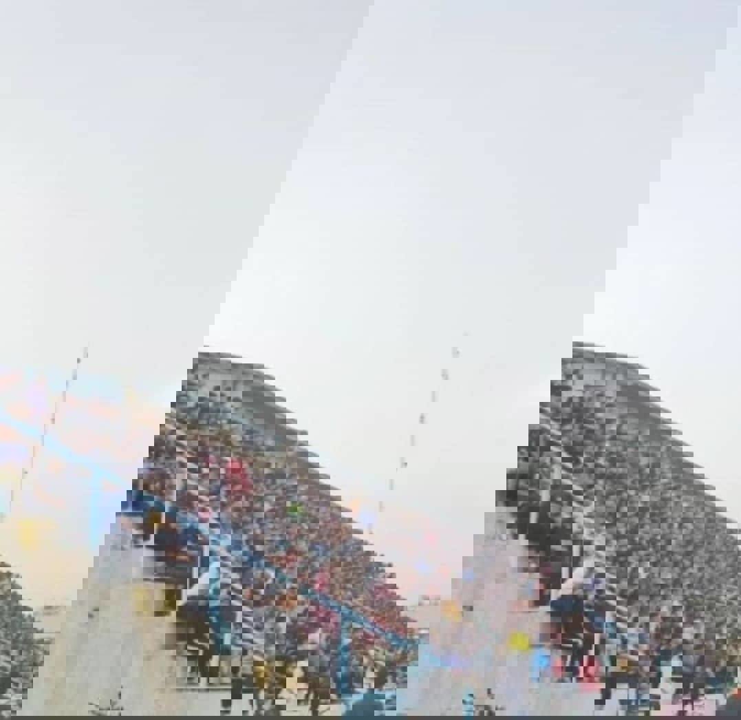 2045745