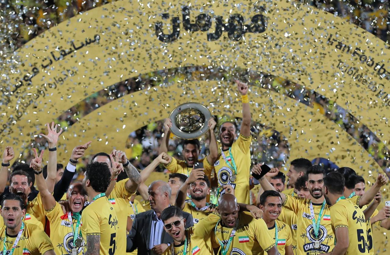 سپاهان 2 - 0 مس رفسنجان: جام پس از یک دهه!