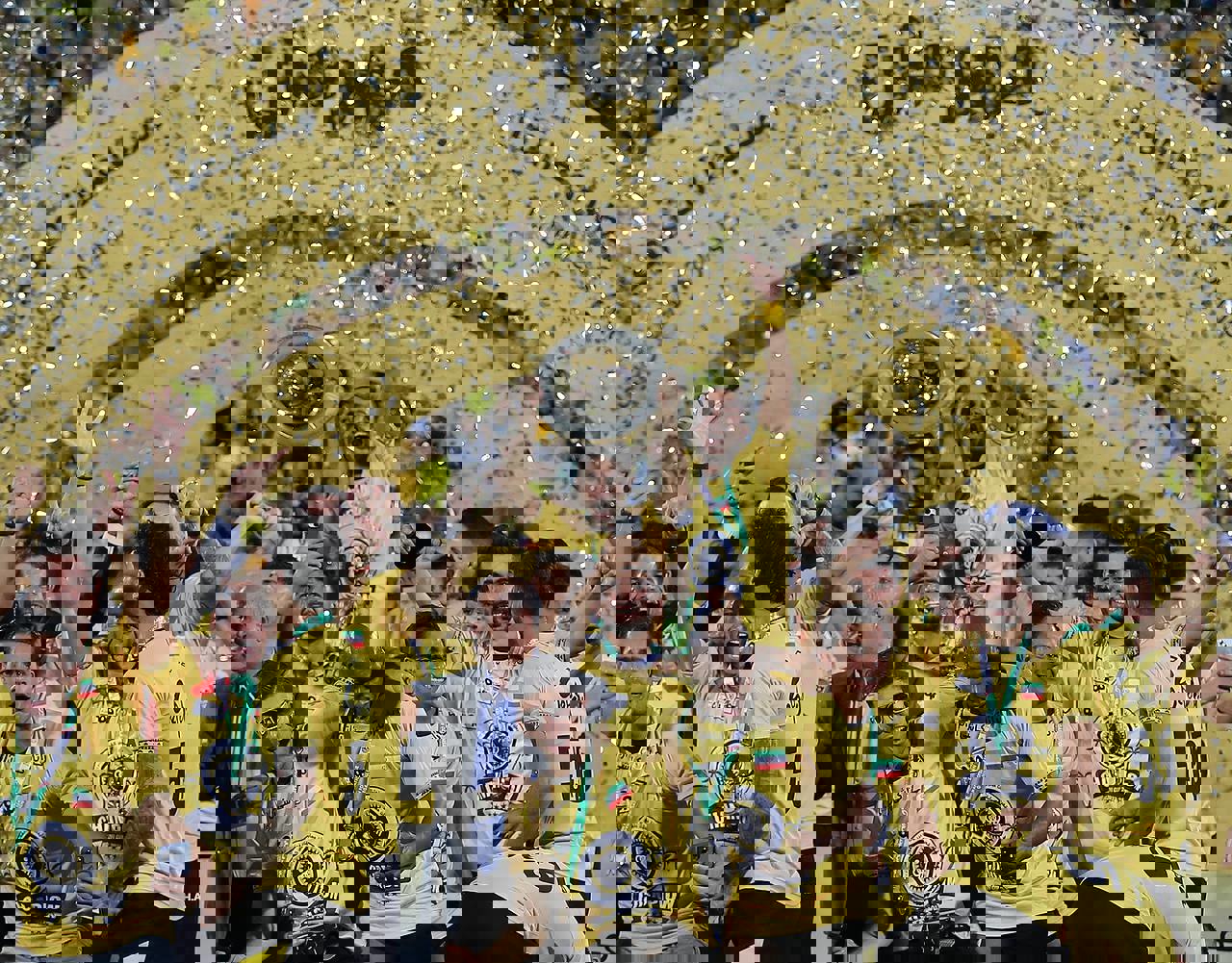 2045912