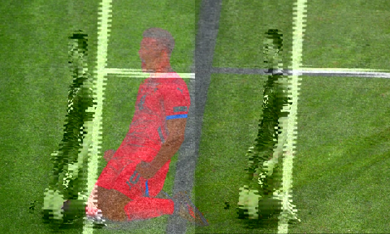 2045852