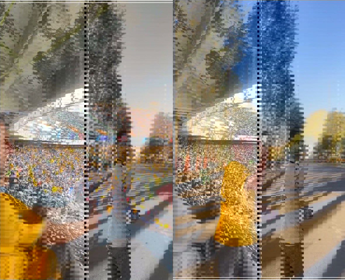 2045957