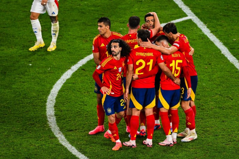 اسپانیا ۱-۰ ایتالیا: کالافیوری در نقش یامال!