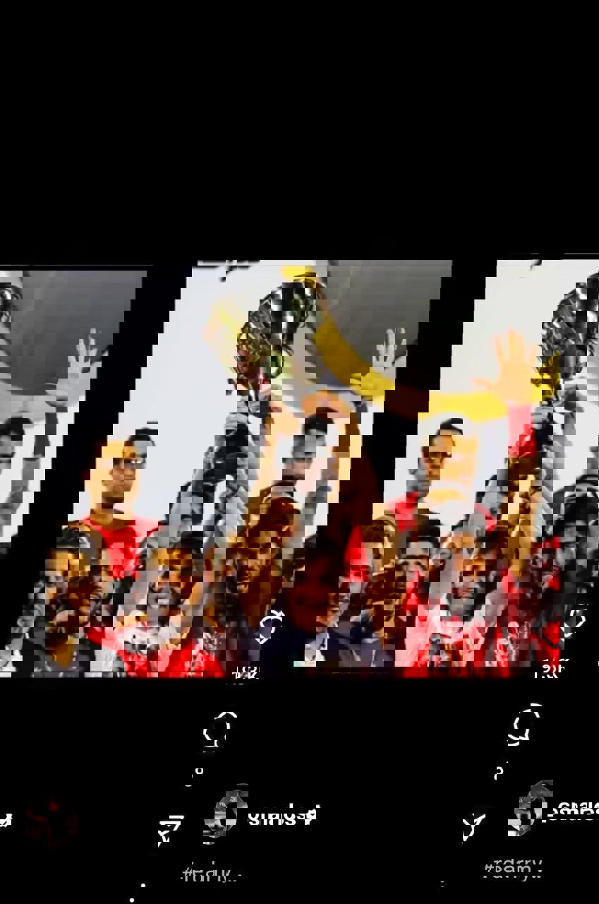 2046307
