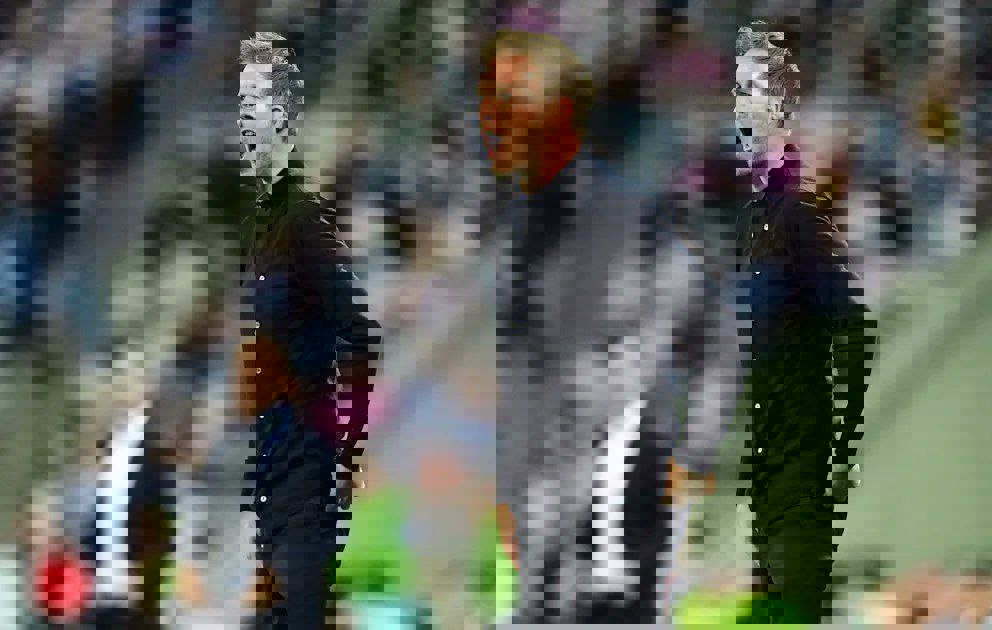 2046018