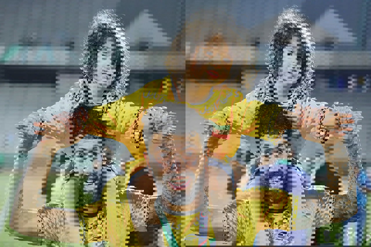 2046217
