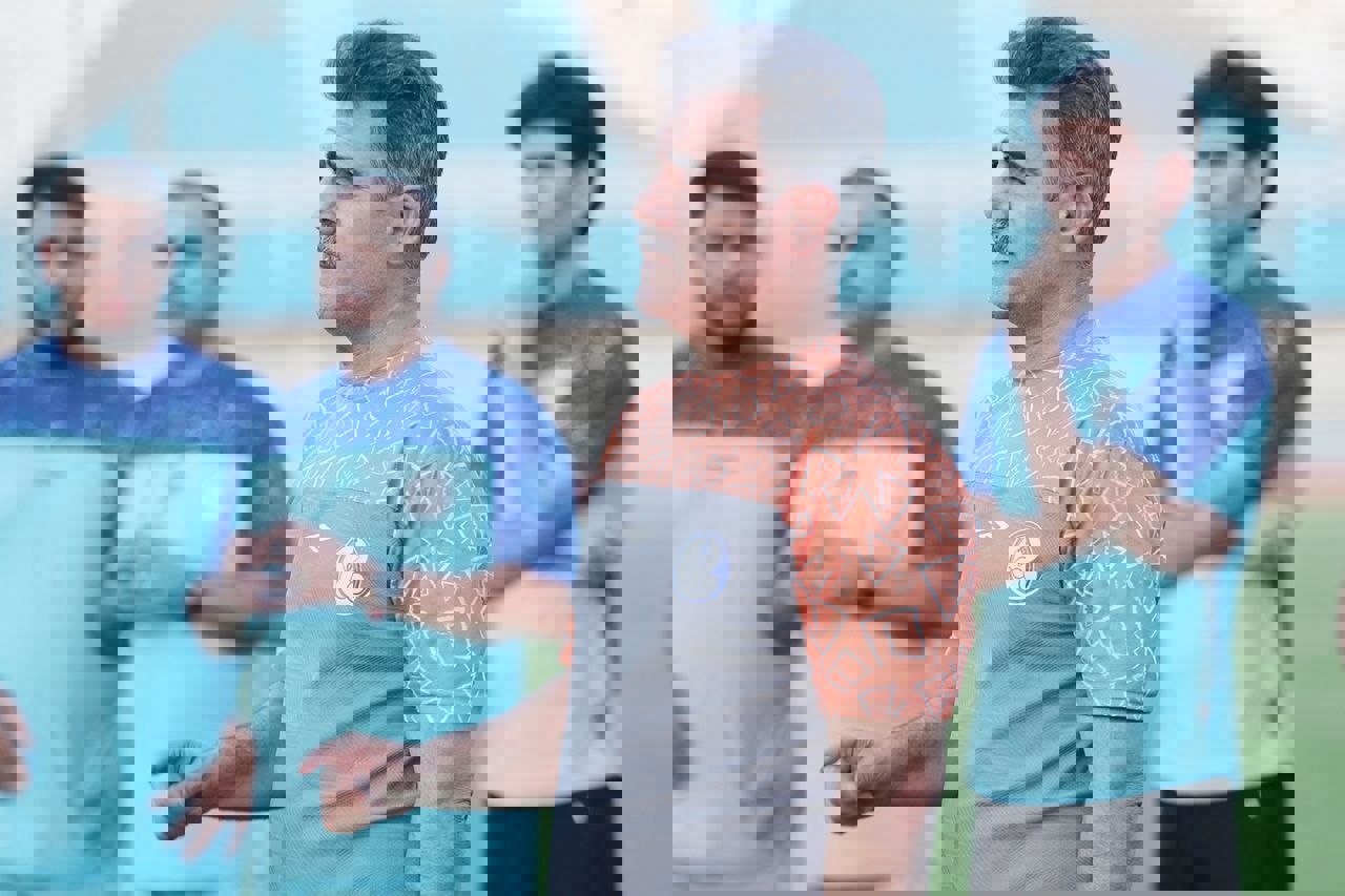 2046198