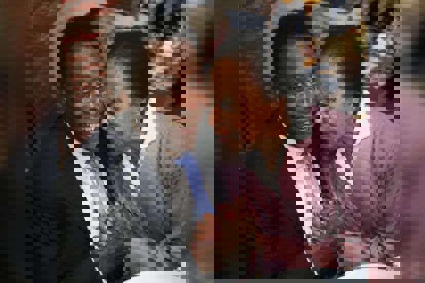 2046340
