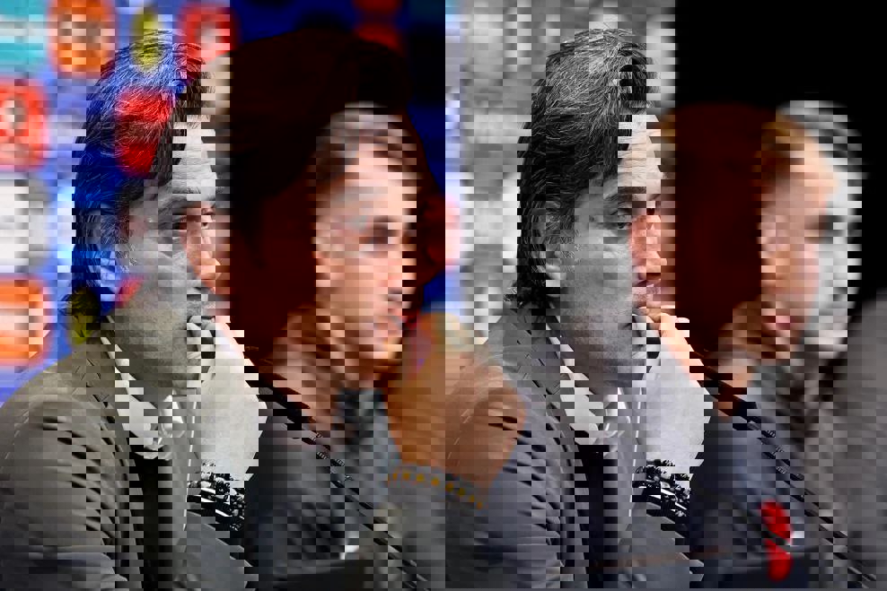 2046648