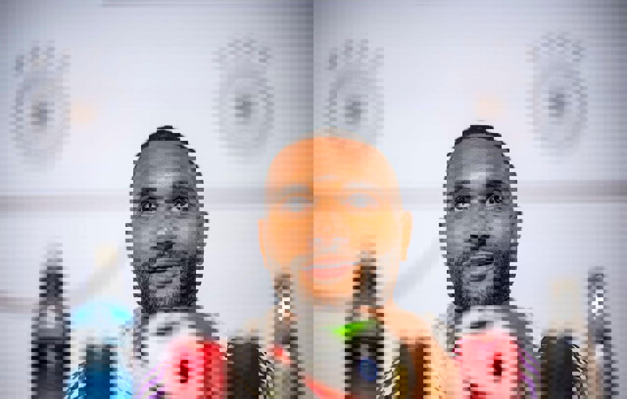 2046628
